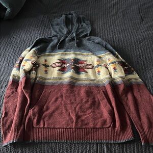 American Eagle Outfitters Blue and Red Patterned Hooded Sweater